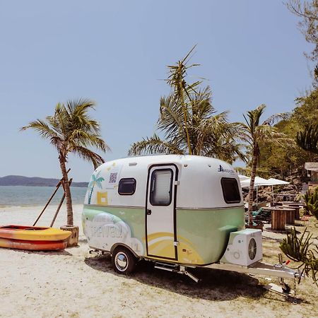 Langkawi Pantai Cenang - Private Beach Glamping Experience ภายนอก รูปภาพ