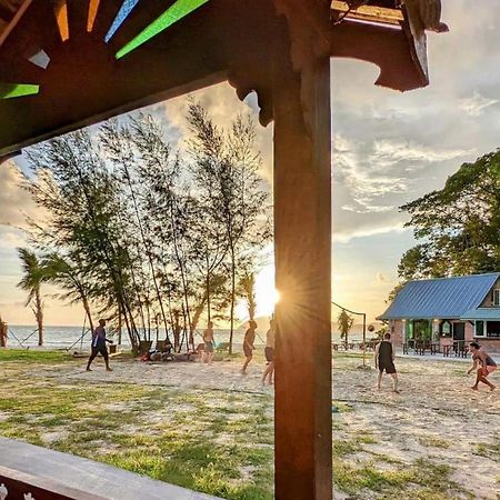 Langkawi Pantai Cenang - Private Beach Glamping Experience ภายนอก รูปภาพ